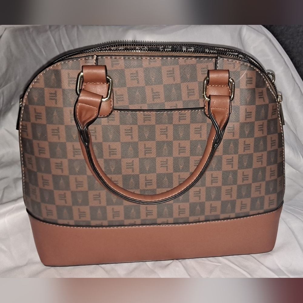 Purse - Picture 3 of 5